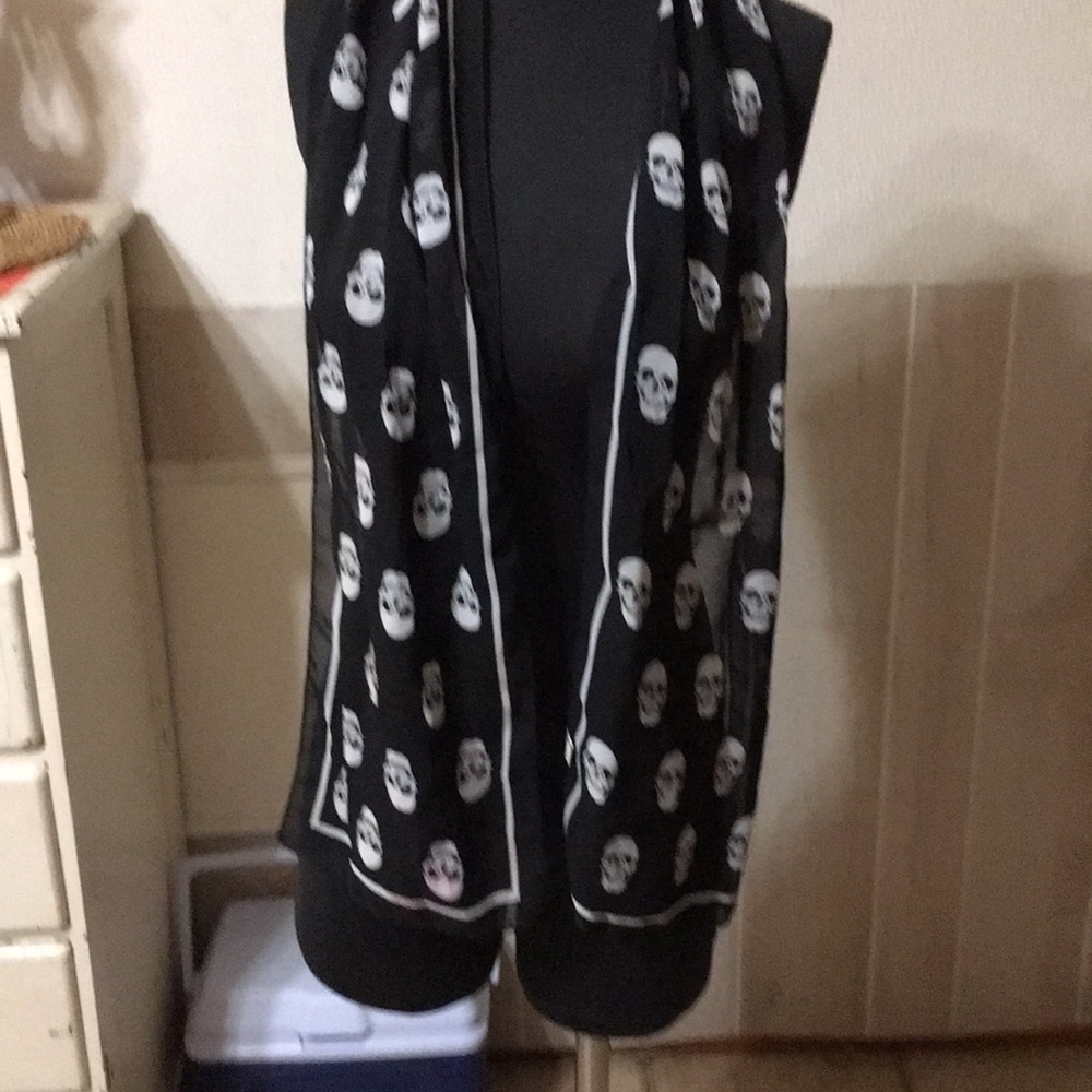 Halloween Skull Scarf